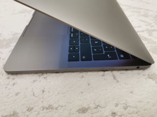 MacBook Pro 2017 Dual - Intel Core i5 foto 7