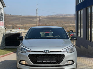 Hyundai i20 фото 2