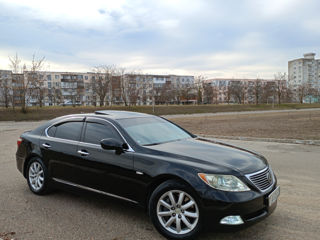 Lexus LS Series foto 7