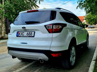 Ford Kuga foto 4