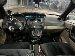 Renault Scenic foto 9