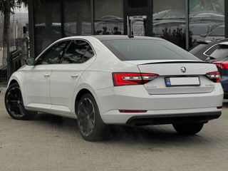 Skoda Superb foto 5