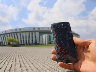 Samsung Galaxy S 7  (G930) Треснул экран – на ремонт отдавай нам! foto 1