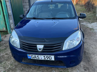 Dacia Sandero foto 2