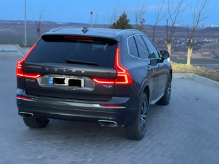 Volvo XC60 foto 1