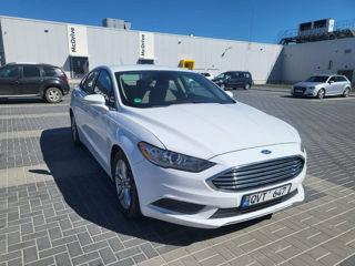 Ford Fusion foto 1