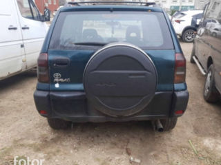 Toyota Rav 4 foto 3