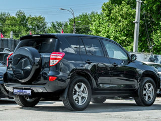 Toyota Rav 4 foto 5