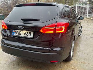 Ford Focus foto 2