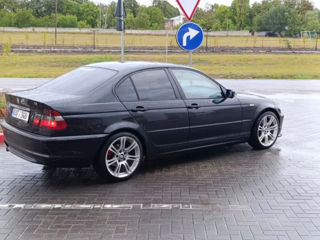 BMW 3 Series foto 5