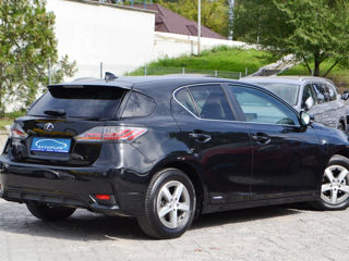 Lexus CT Series foto 2