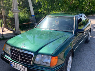 Mercedes Series (W124) foto 7