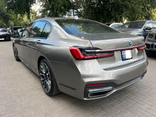 BMW 7 Series foto 4