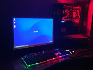 PC i7 RX 580 + Monitor + Mouse + Tastatură + Carcasă (urgent) foto 3