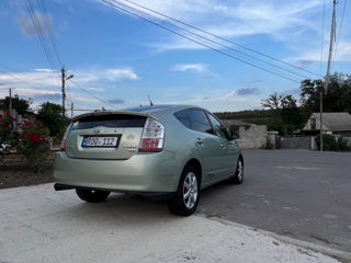 Toyota Prius foto 4