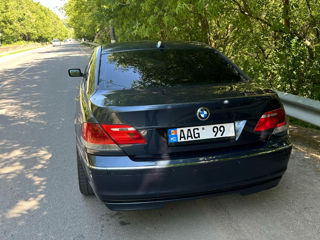 BMW 7 Series foto 3