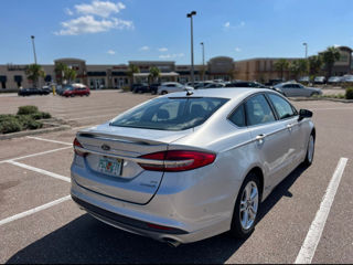 Ford Fusion foto 5