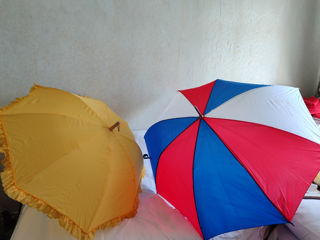 Пляжные зонты.