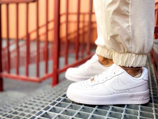 Nike air force white foto 7