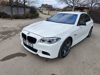 BMW 5 Series foto 1