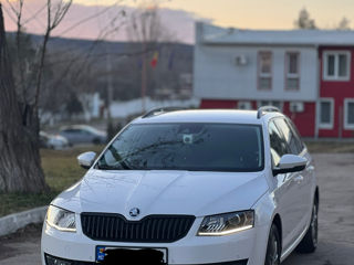 Skoda Octavia foto 2