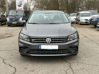 Volkswagen Passat foto 2