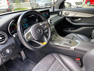 Mercedes GLC foto 10