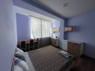 Apartament cu 2 camere, 30 m², Centru, Chișinău foto 3