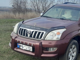 Toyota Land Cruiser Prado foto 4