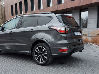 Ford Kuga foto 4