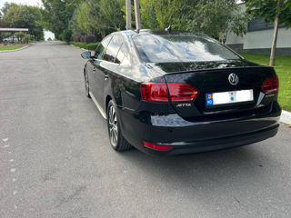 Volkswagen Jetta foto 5