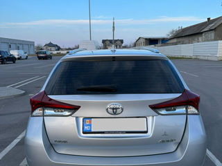 Toyota Auris foto 5