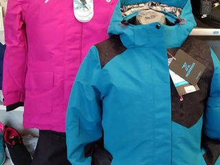 Лыжная одежда (костюмы ,штаны ,куртки) haine de ski (costume ,pantaloni ,jachete)