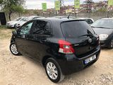 Toyota Yaris foto 4