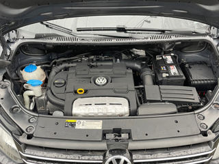 Volkswagen Touran foto 10