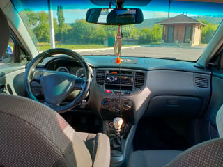 KIA Rio foto 4