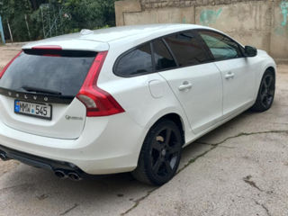 Volvo V60 foto 3