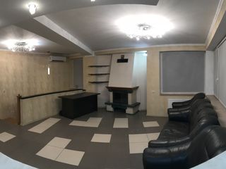 Apartament cu 4 camere, 131 m², Râșcani, Chișinău foto 2