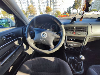 Volkswagen Golf foto 4