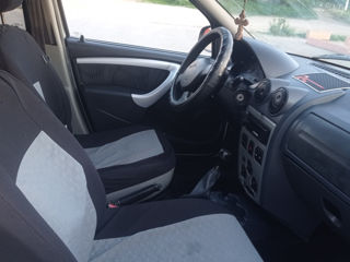 Dacia Logan foto 5
