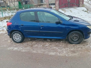 Peugeot 206 foto 2