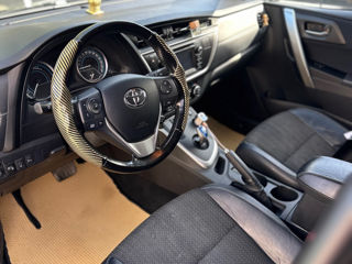 Toyota Auris foto 3