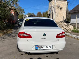 Skoda Superb foto 9