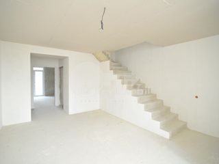 Townhouse, 2 nivele, 155 mp, 58900 € ! foto 3