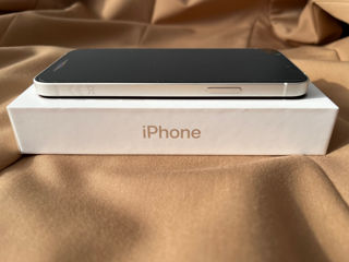 Продам Apple iPhone 12 - 64Gb (White). В идеальном состоянии! foto 6