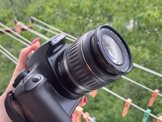 Canon  1000D