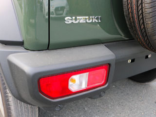 Suzuki Jimny foto 7