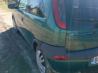 Opel Corsa foto 3