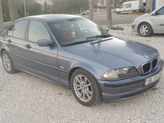 BMW 3 Series foto 8