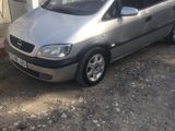 Opel Zafira foto 1